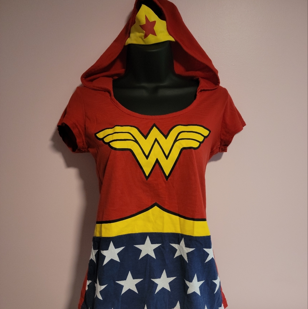 Hooded night shirt